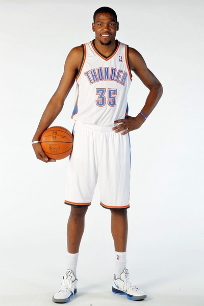 kaiyun-俄克拉荷马雷霆训练开放日，转会期外线爆发引欢呼，法甲在即，数据趋势出现新变化的简单介绍