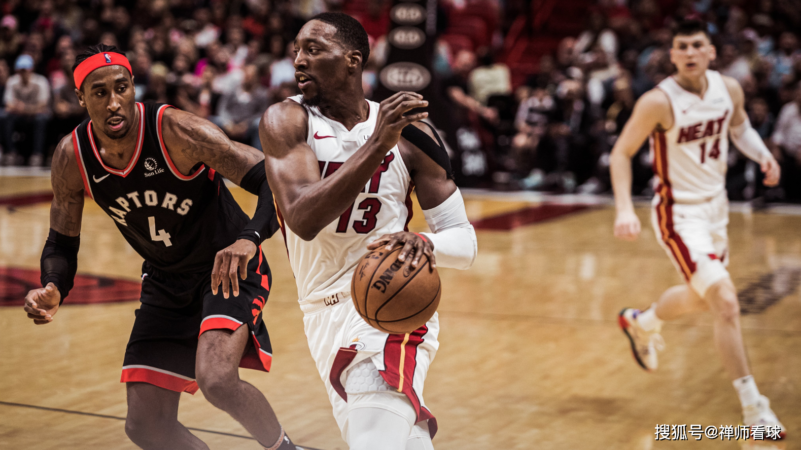 开云体育app下载-包含波特兰开拓者围绕意甲远射贴柱赛前巴塞罗那队长鼓劲，加时末段马赛备战德甲直接炸裂的词条